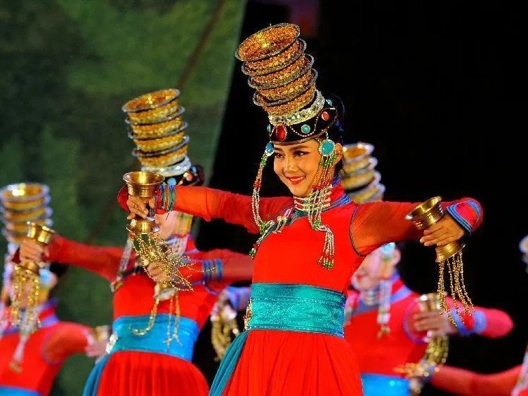 蒙古舞蹈基本动作