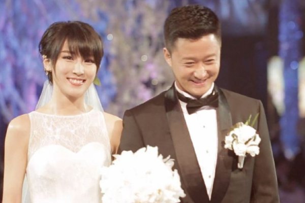 谢楠的第一任丈夫是谁