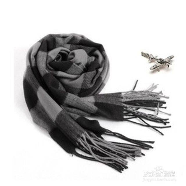 如果和男朋友以及他朋友去看电影，他们选了一部你很不喜欢看的电影怎么办？而且那天你心情很不好。