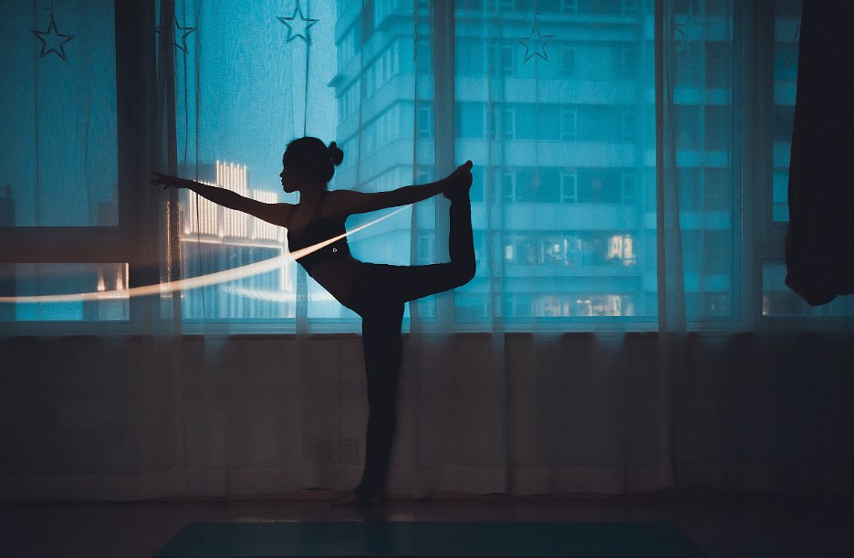 瑜伽老师花样多秦菲雪结局