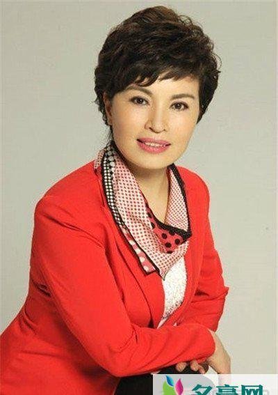 李瑞英晚节不保什么梗 李瑞英老公是谁+简历资料