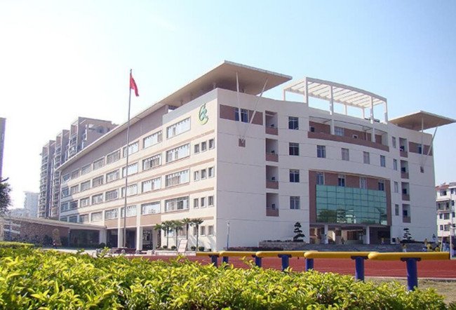 赣州市文清实验学校和文清外国语学校哪个好？