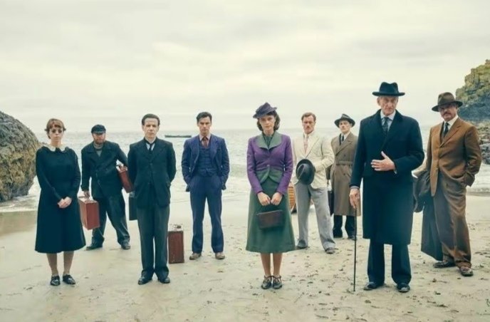 在阿加莎·克里斯蒂的《无人生还》中,整个凶手是?