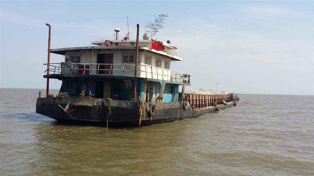 500吨货船内河运费一般多少钱一吨，拉的吨包？