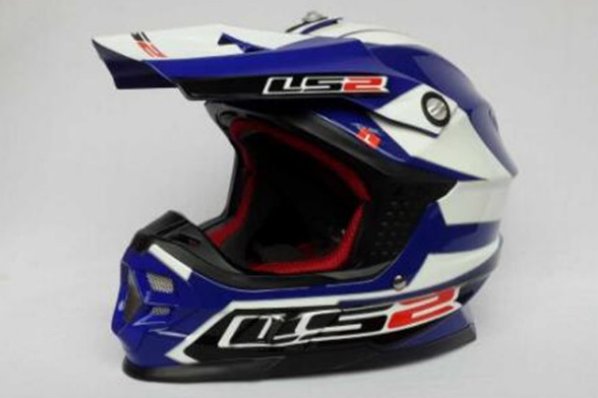 ls2头盔是哪个国家的