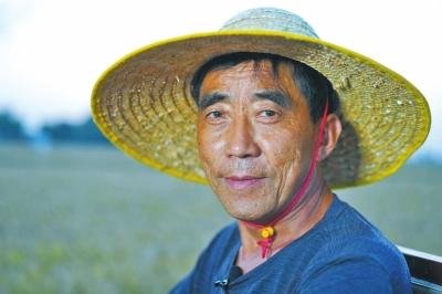 麦小登和相差38岁的爸爸，第一次拍父女照，她的身上发生了哪些感人故事？