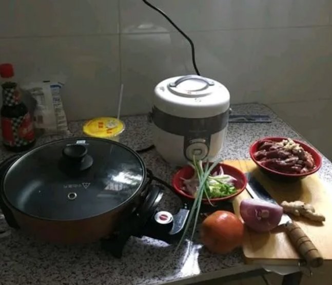 同居后，女生还要给男生做饭吗？