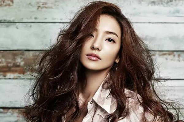 韩彩英演的电视剧