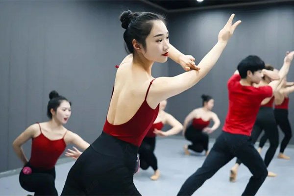 bj未通过审核的舞蹈哪里看