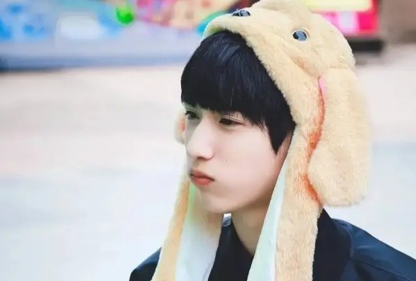 为什么叫严浩翔叫niki?