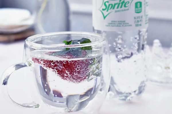 心飞扬透心凉是什么意思