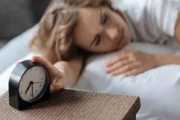 初中生早上起床困难怎么办