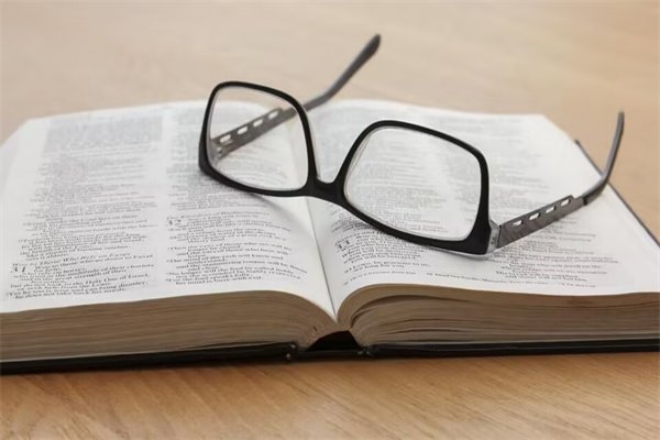 袁隆平手抄报怎么画加内容