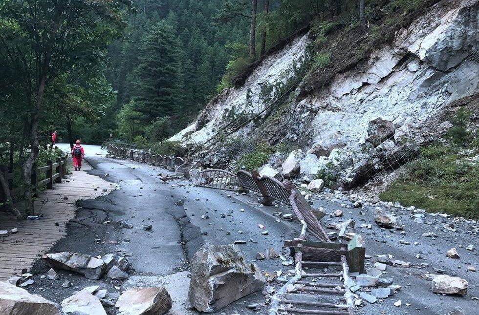 20天4万次地震!冰岛人被震到失眠,到底是什么原因?