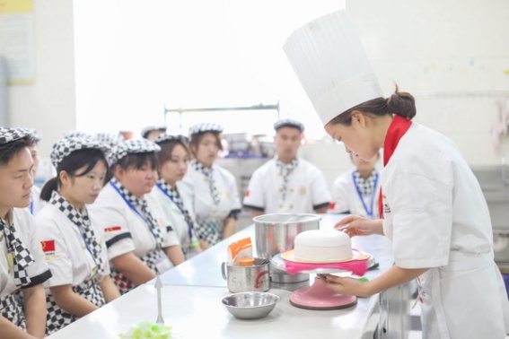 西点培训的学费