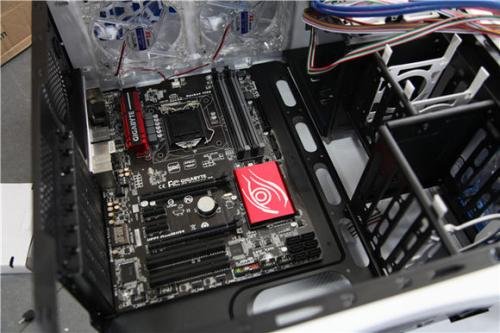 电脑总是蓝屏,故障代码是“0x00000077”该怎么办?