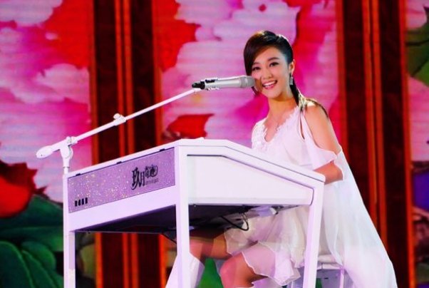 王小玮生孩子没有