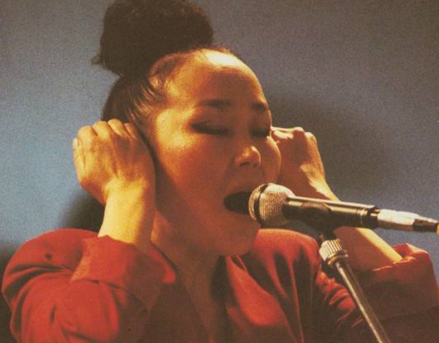 日本老太太在唱的那个歌叫什么?