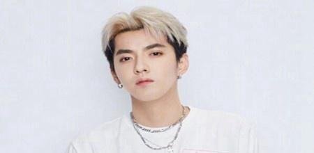 锤上加锤，SNH48成员张丹三曝光与吴亦凡聊天记录！