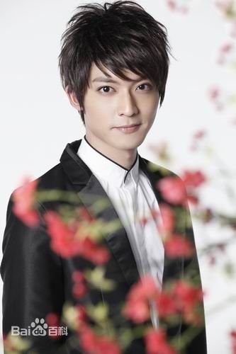 《天天有喜》这部电视剧里饰演兔儿神的明星是谁？