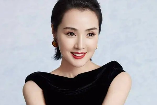 姜宏波的老公是谁