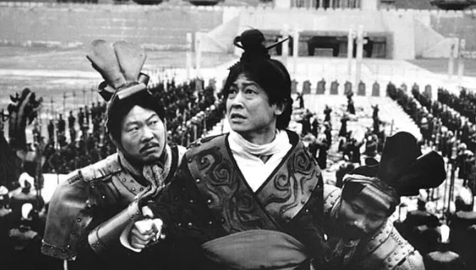 成姣是怎样被秦始皇处死的，__是怎么被秦始皇处死的