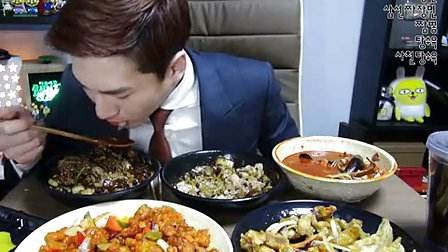 家里有一个长得很帅的哥哥是什么感受？