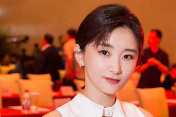 如何评价国产剧《外交风云》？