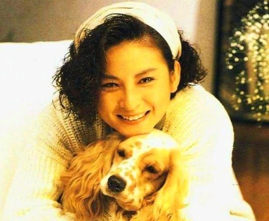 “如果女人,总是等到夜深,不会付出青春,他就会对你真”是什么歌