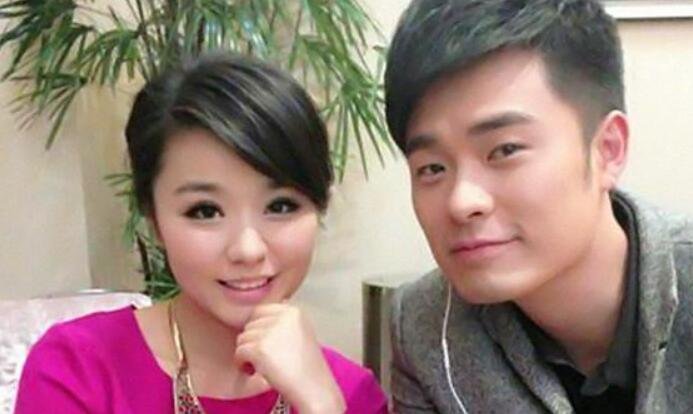 《爱情公寓》的丽萨饰演者是谁？