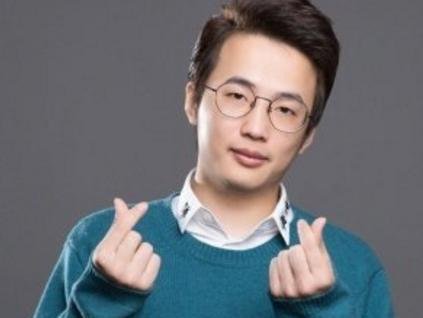 AHQ战队是外国战队是什么什么意思？AHQ战队是外国战队是什么梗？