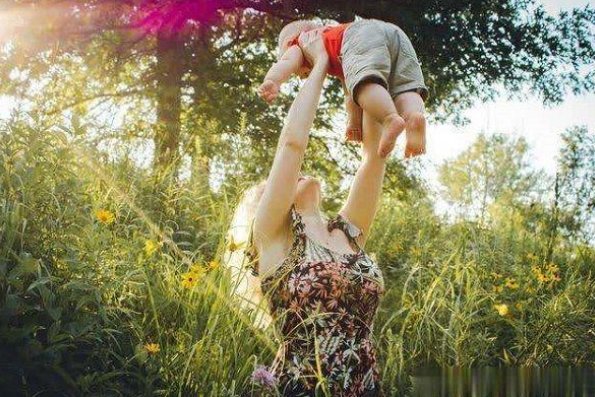 童年唯美短句八个字