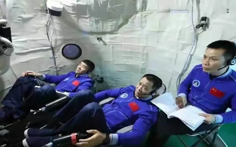 高健哪个学校毕业的？