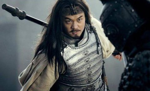 许褚和马超一战到最后到底谁会赢?