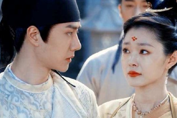 《风起洛阳》百里弘毅怎么爱上柳然的？