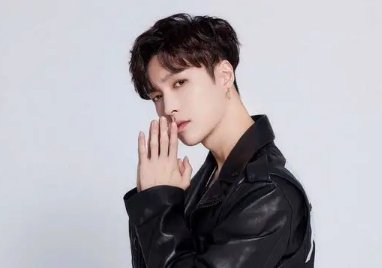 《扫黑风暴》中张艺兴的“尴尬”,打了多少流量明星的脸?