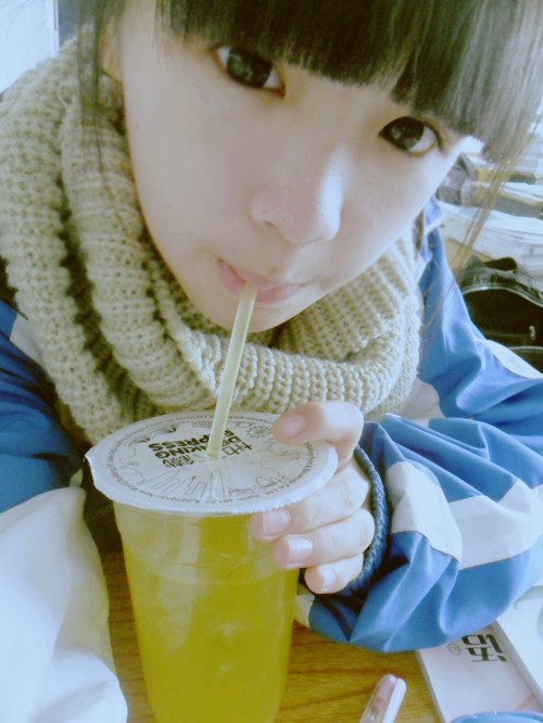 这个人是网红吗？叫什么名字？最好有个人信息